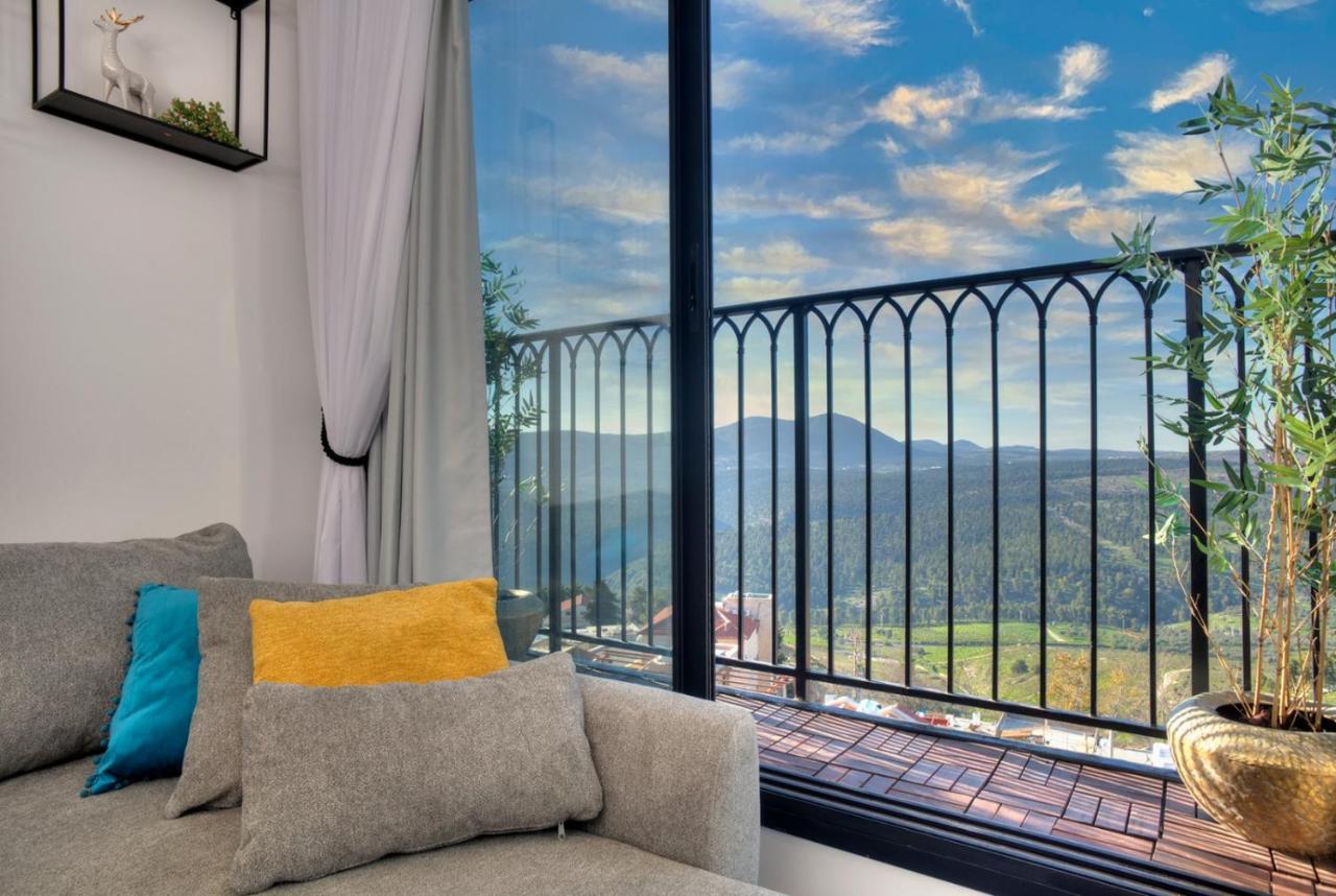 Vila Open Skys Safed Exteriér fotografie