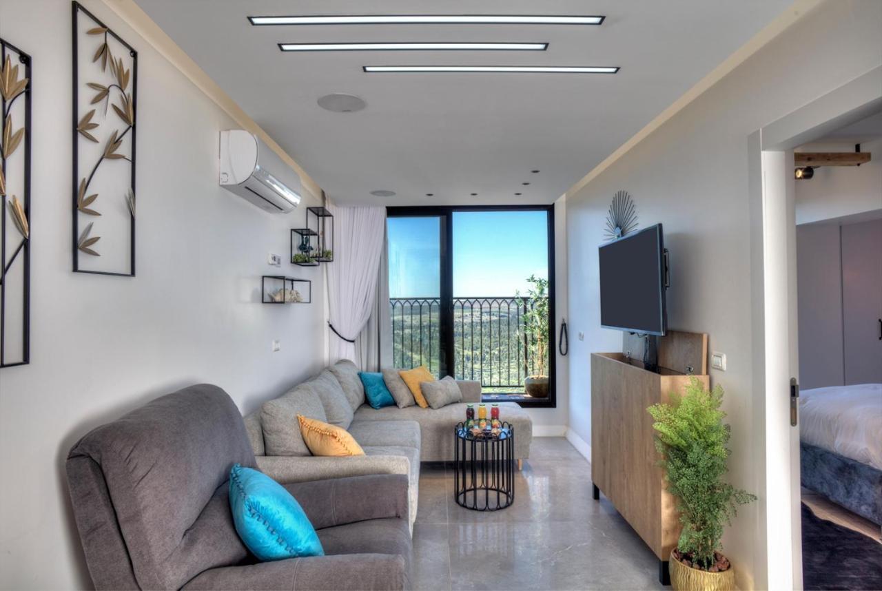Vila Open Skys Safed Exteriér fotografie