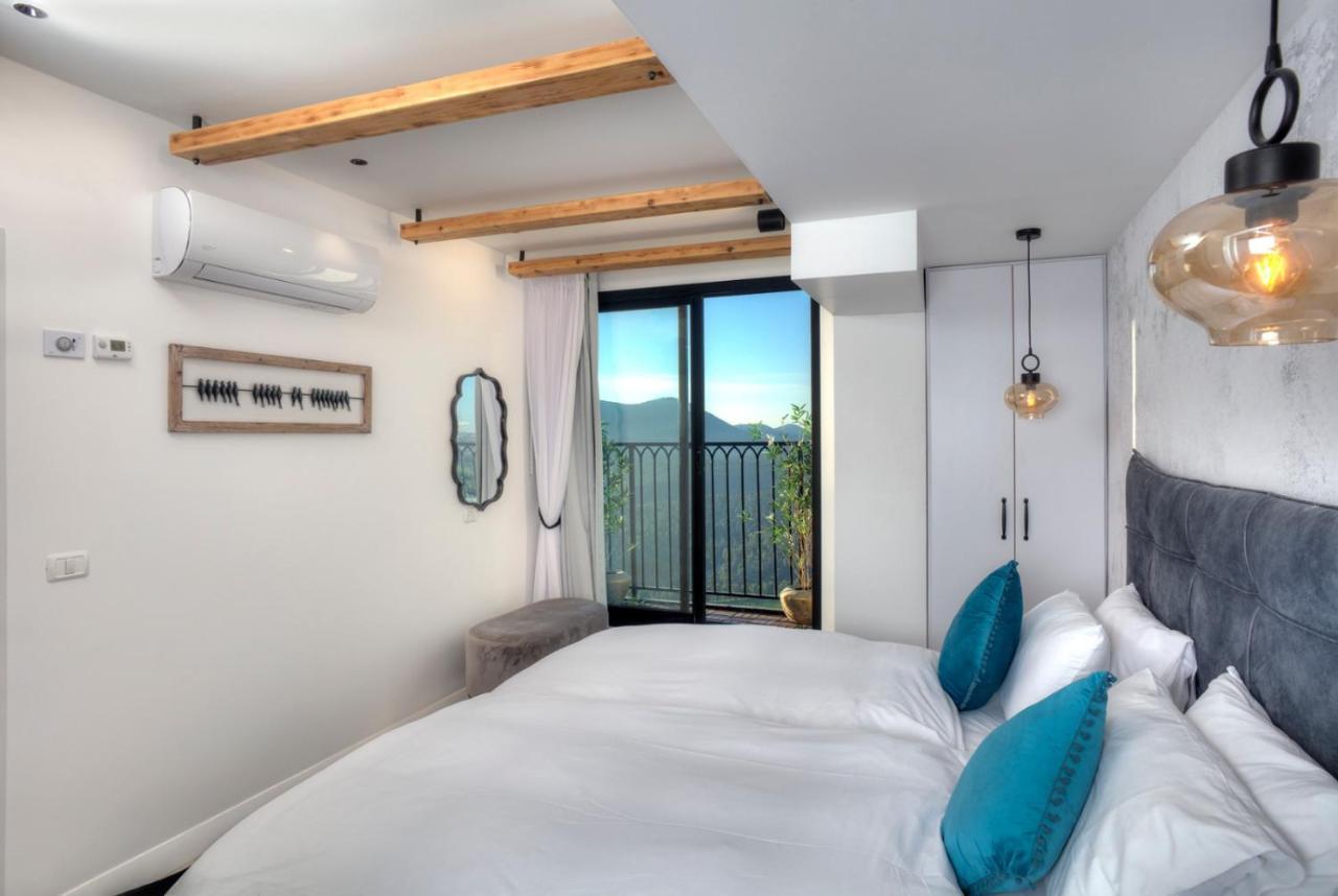 Vila Open Skys Safed Exteriér fotografie
